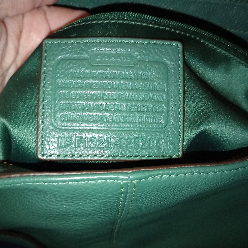 EUC Coach Park pebbled Leather Carrie Tote Hunter Green - Picture 15 of 15